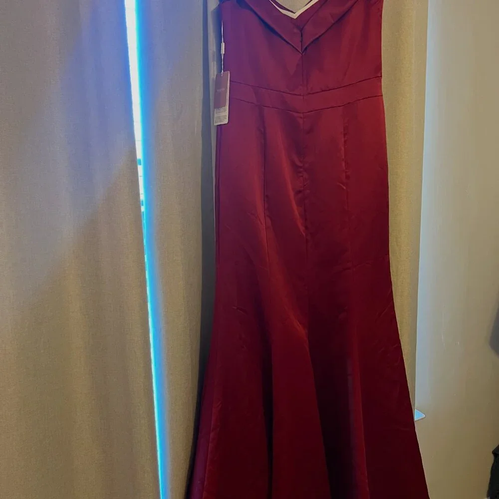 Burgundy Bridesmaid Dress - Picture 4 of 7